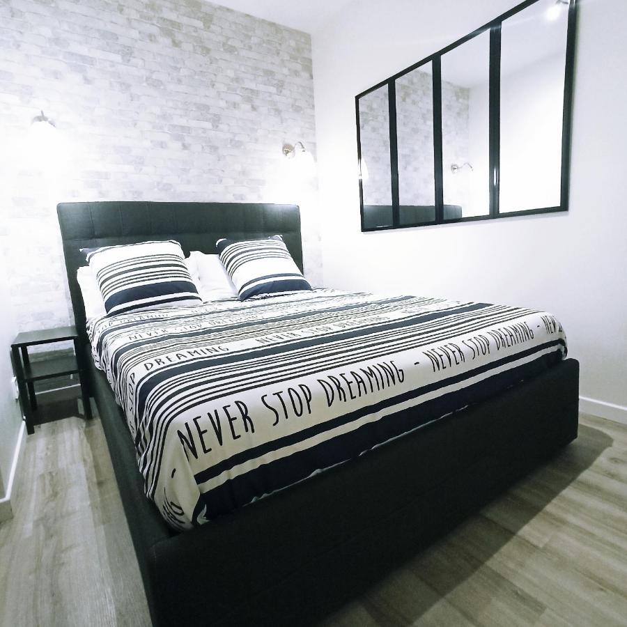 Detente & Jardin By Beds4Wanderlust - Charmant T2 Avec Jardin - Gare Plaisir-Grignon, Versailles 20Km Екстериор снимка